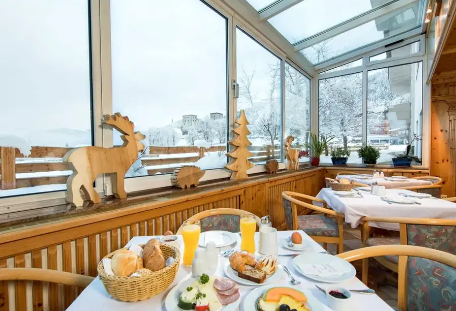 Restauracja i jedzenie w hotelu Soul Sisters (ex. Antonius)