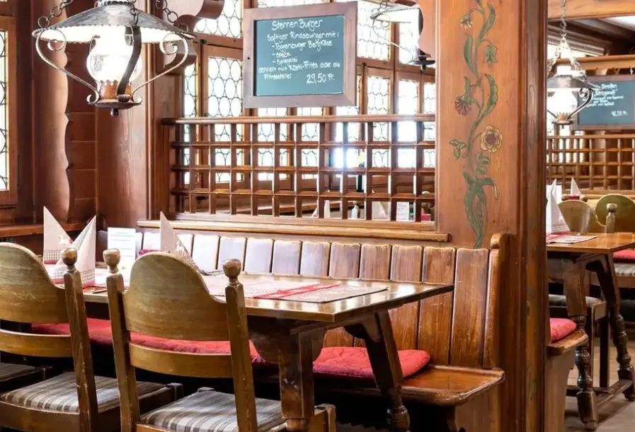 Restauracja i jedzenie w hotelu Sternen