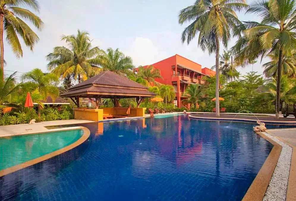 Basen w hotelu Sudala Beach Resort