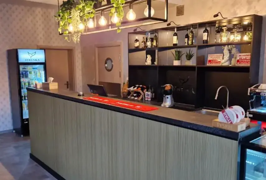 Restauracja i jedzenie w hotelu Syrenka