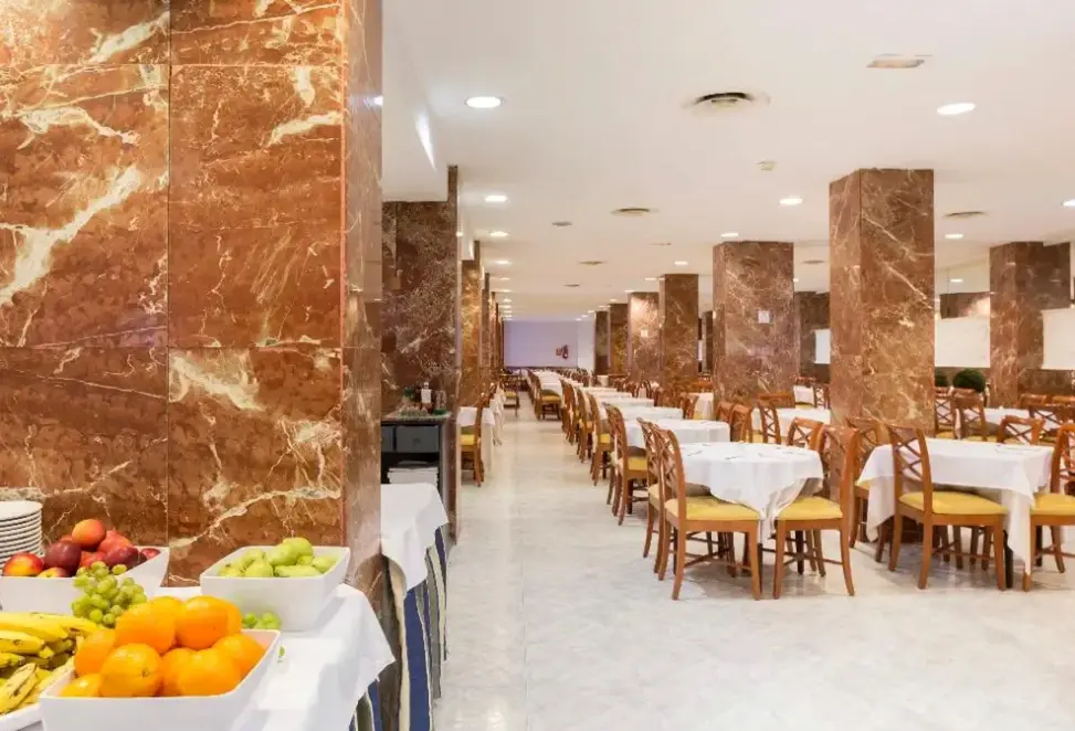 Restauracja i jedzenie w hotelu tent Bahia de Palma (ex. Pinero Bahia De Palma)