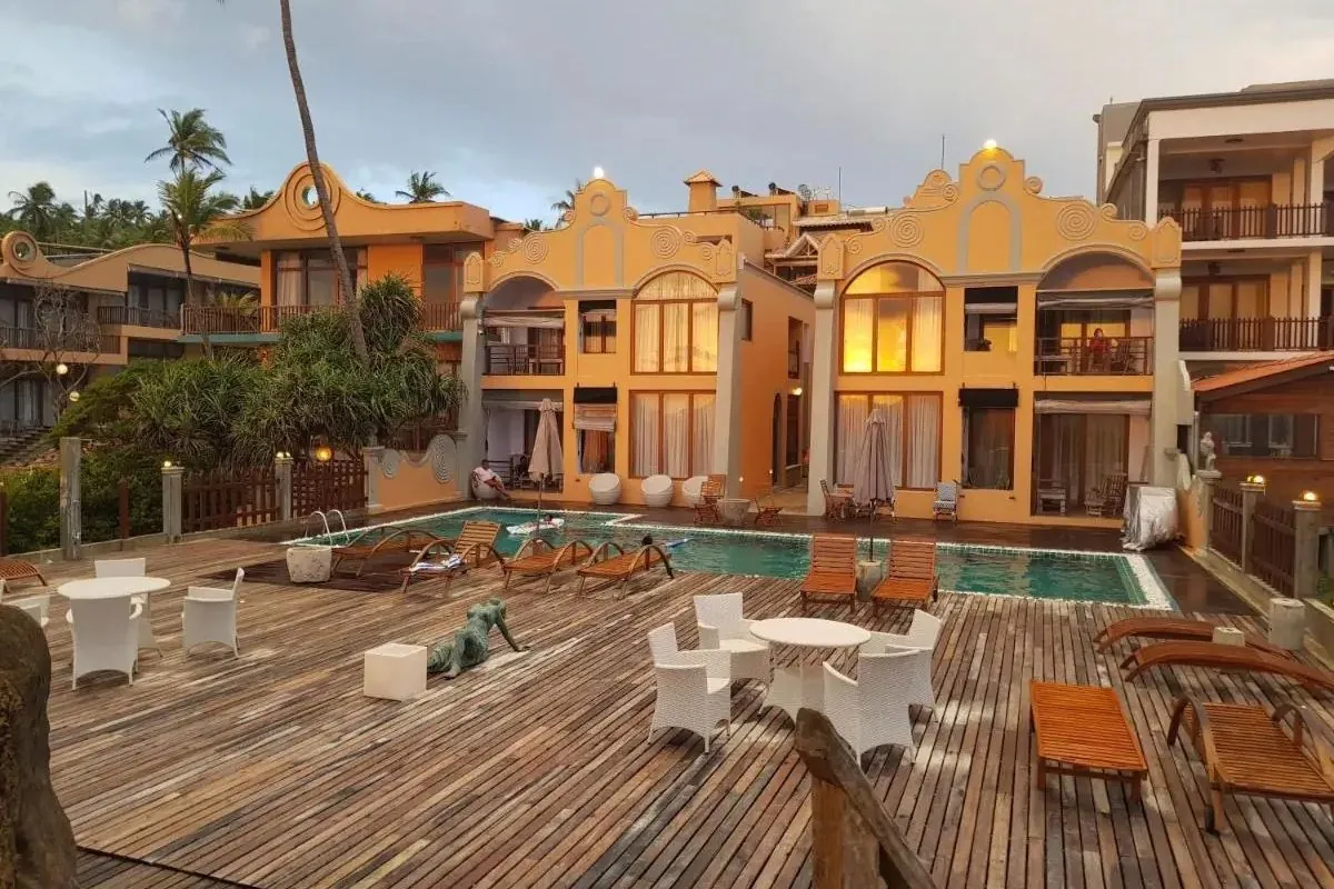 Hotel Thaproban Pavilion Resort & Spa