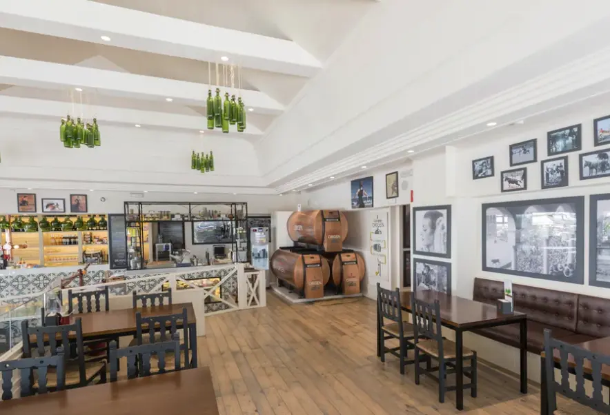 Restauracja i jedzenie w hotelu Toboso Chaparil (Ex. Jimesol)