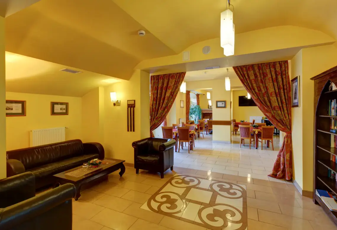 Lobby hotelu Villa Herkules