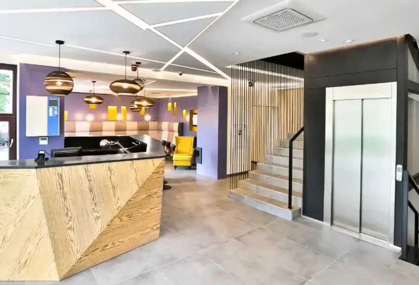 Lobby hotelu Villa Ozone (ex Europa)