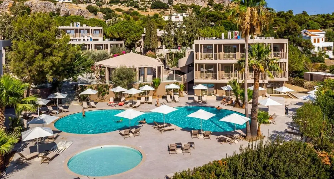 Basen w hotelu White Olive Premium Lindos (ex Pefkos Garden)