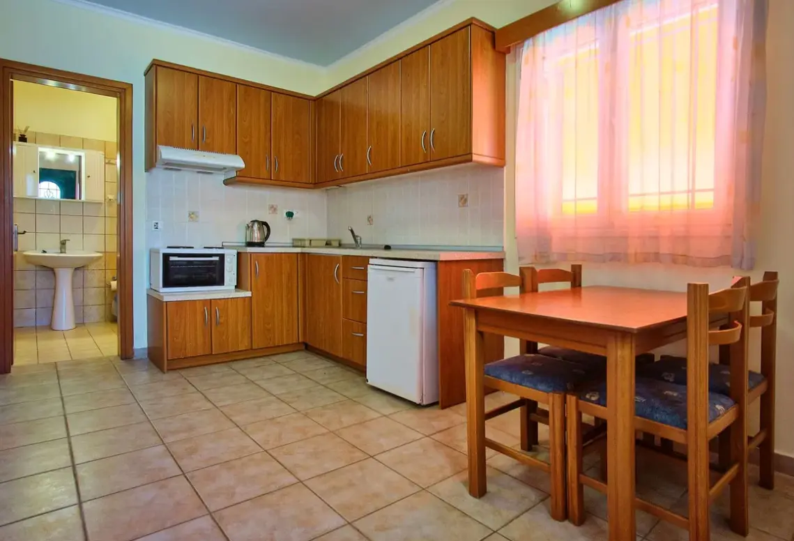 Restauracja i jedzenie w hotelu Yiannis Village
