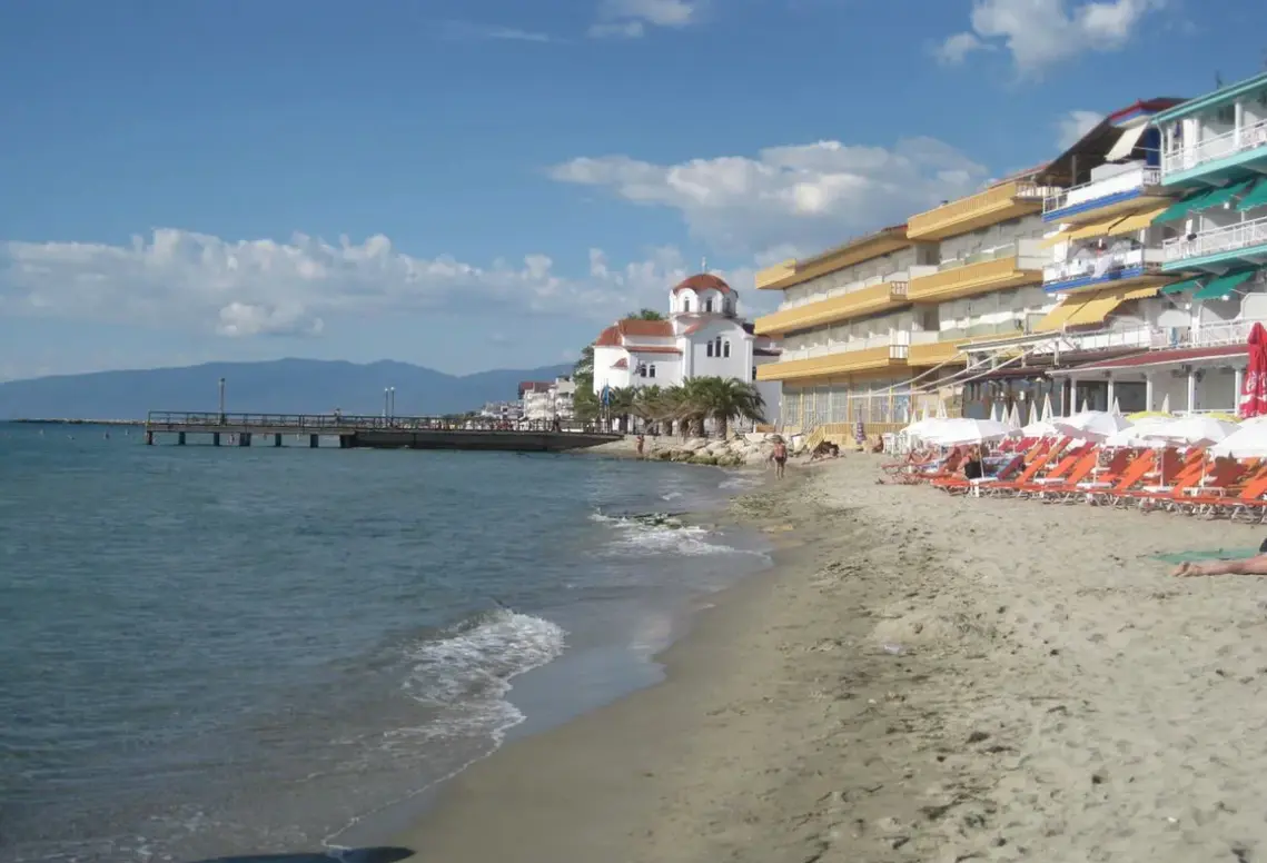 Plaża przy hotelu Zeus (Paralia)