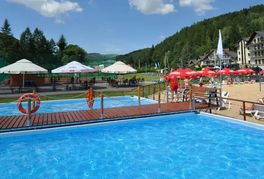 Basen w hotelu Zimnik Luksus Natury