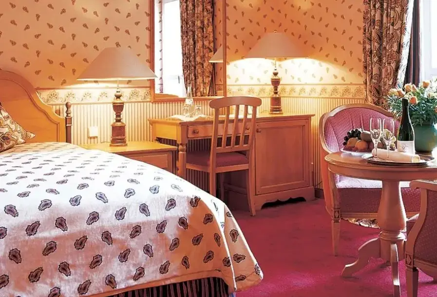 Pokój w hotelu Zu den Rothen Forellen
