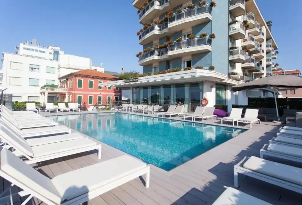 Basen w hotelu Adlon (Lido di Jesolo)