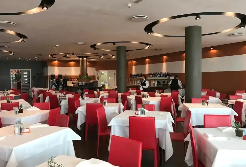Restauracja i jedzenie w hotelu Adlon (Lido di Jesolo)
