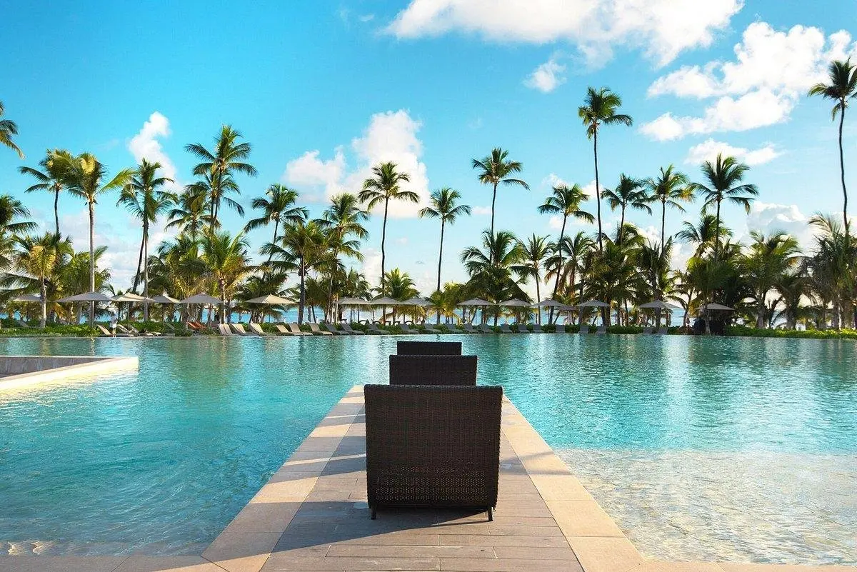 Adults Only Club At Lopesan Costa Bavaro Resort — ADULTS ONLY CLUB AT LOPESAN COSTA BAVARO RESORT