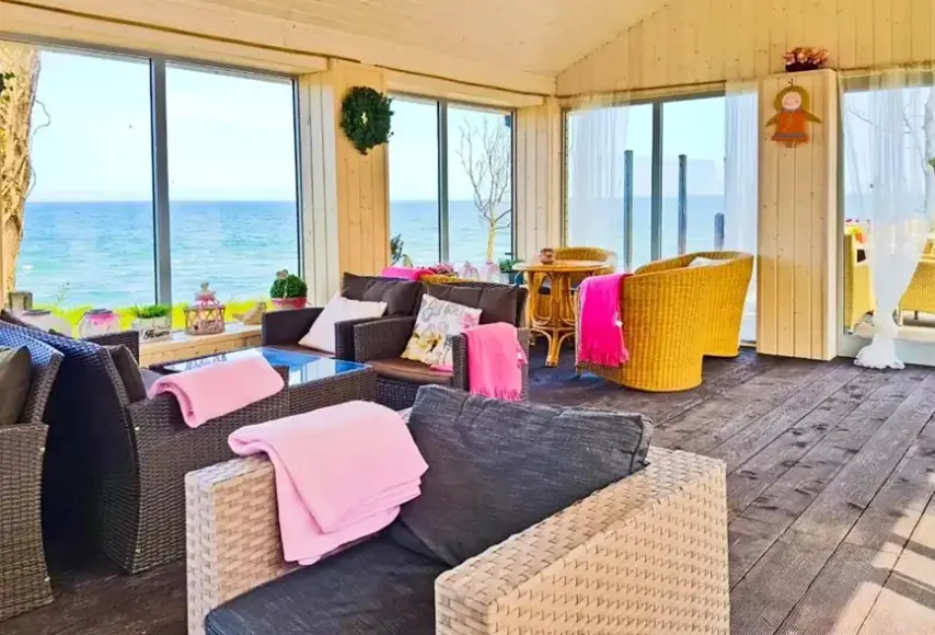 Plaża przy hotelu Alcest