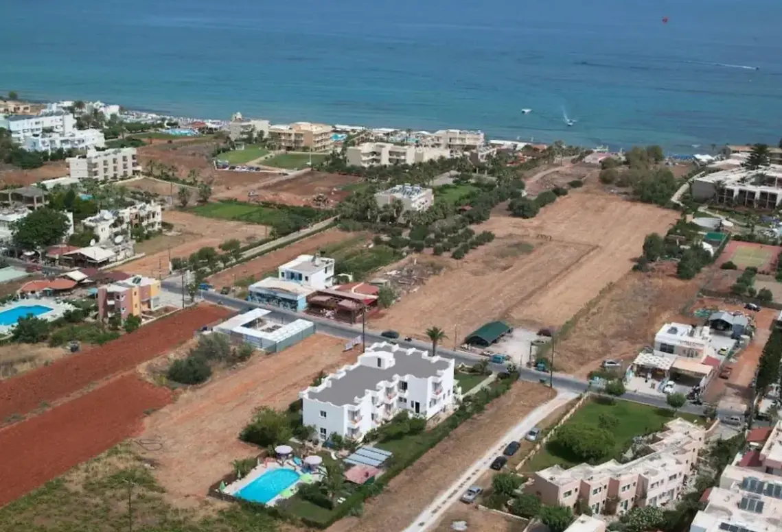 Widok z hotelu Altis (Malia)