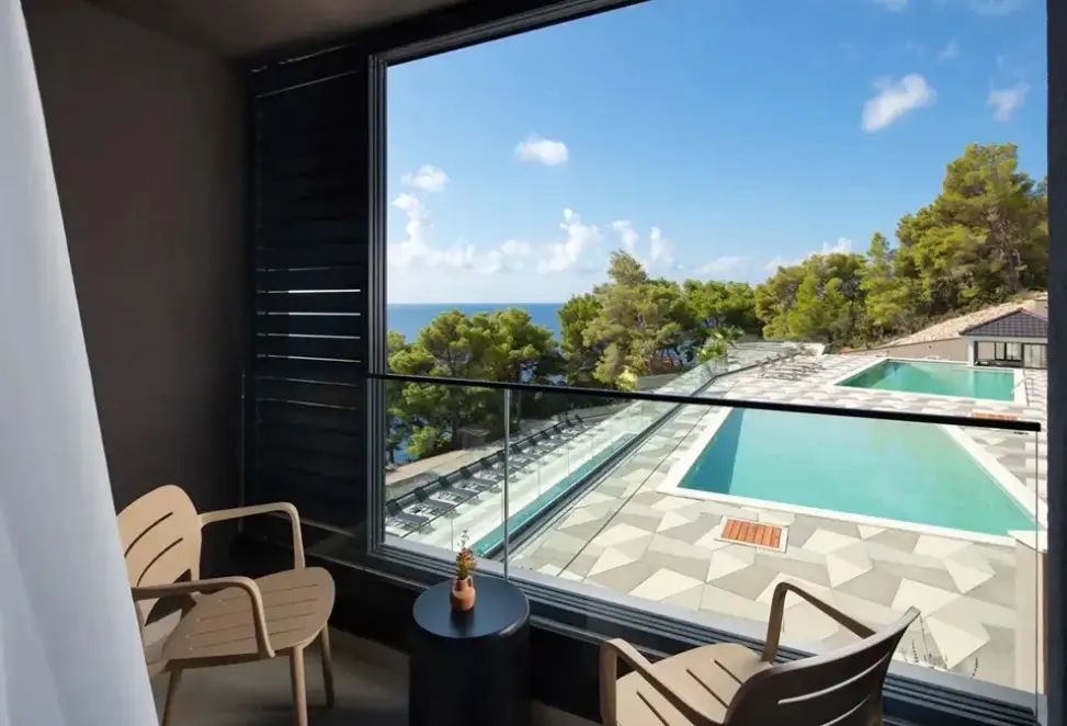 Widok z hotelu Aminess Alfir (Korčula)