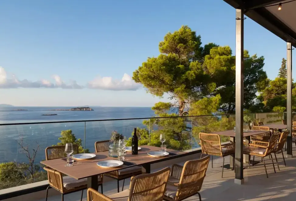 Restauracja i jedzenie w hotelu Aminess Alfir (Korčula)