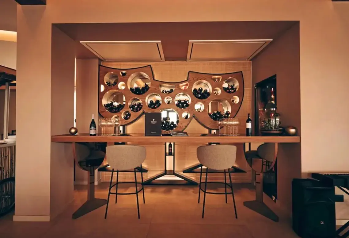 Restauracja i jedzenie w hotelu Ananea Tropea Yachting Resort