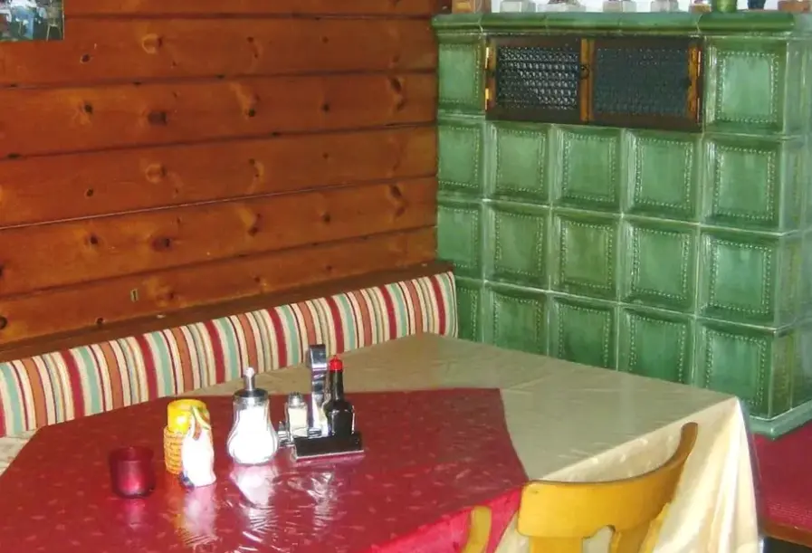 Restauracja i jedzenie w hotelu Anotzlehen Gasthof