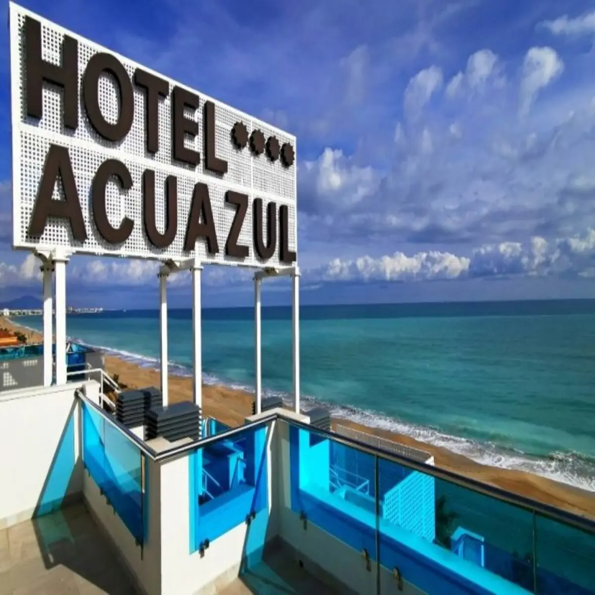 Widok z hotelu Aparthotel Acuazul & Spa