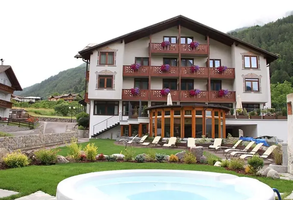 Obiekt hotelu Ariston (Monclassico)