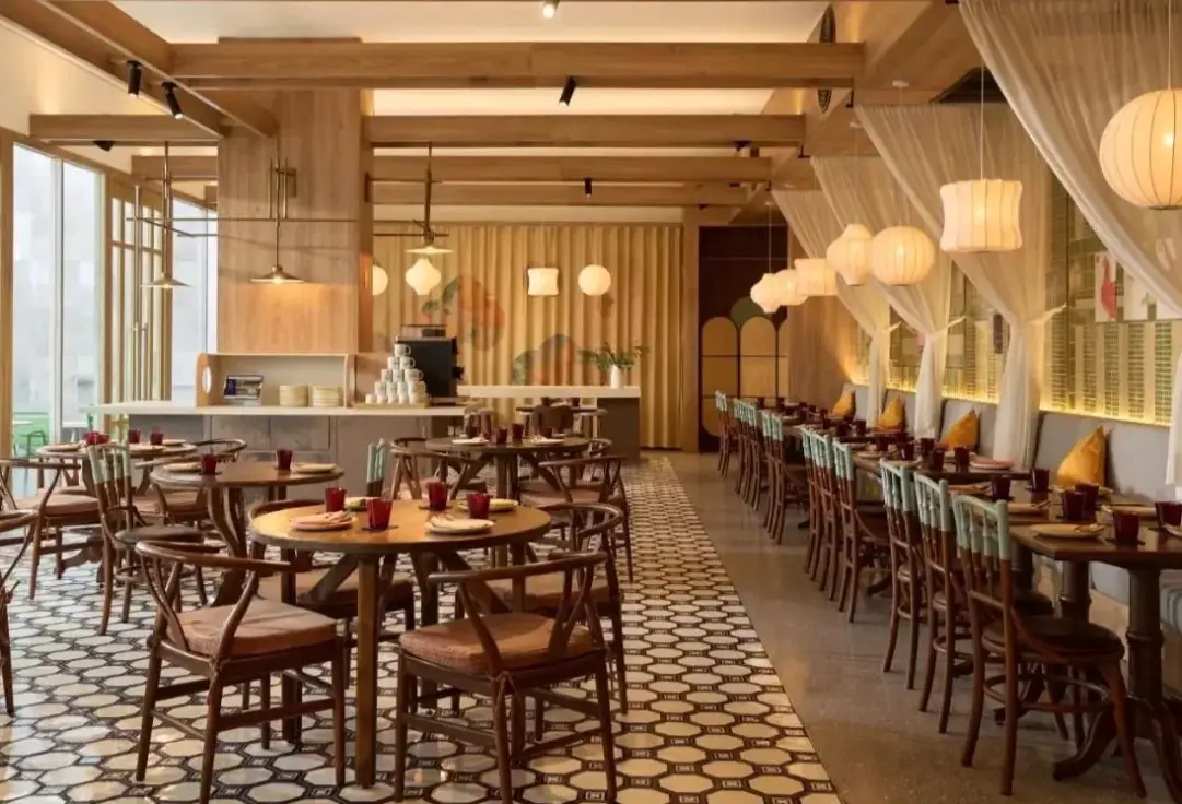 Restauracja i jedzenie w hotelu Asai Bangkok Chinatown