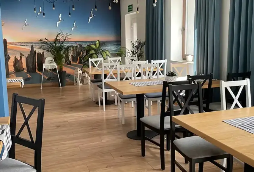 Restauracja i jedzenie w hotelu Awilla