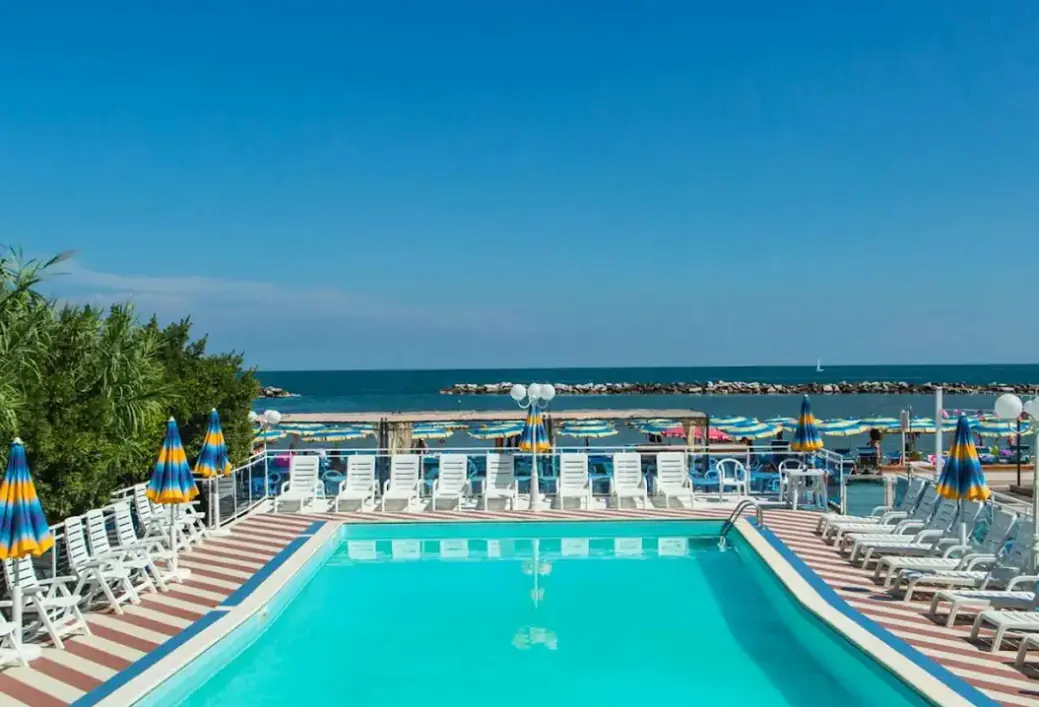 Hotel Bikini Tropicana