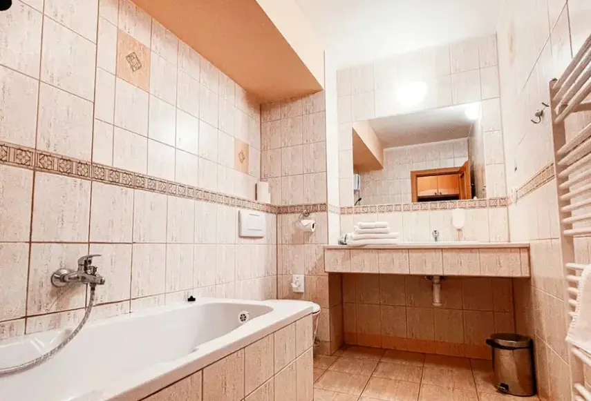 Łazienka w pokoju hotelu Boboty