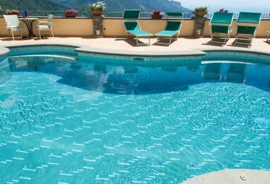 Basen w hotelu Bonadies Ravello