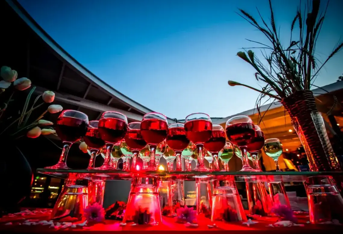 Restauracja i jedzenie w hotelu Borjana