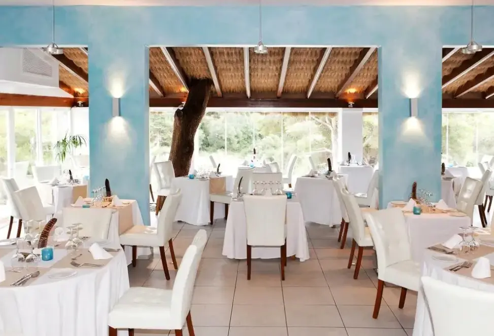 Restauracja i jedzenie w hotelu Cala D'Or