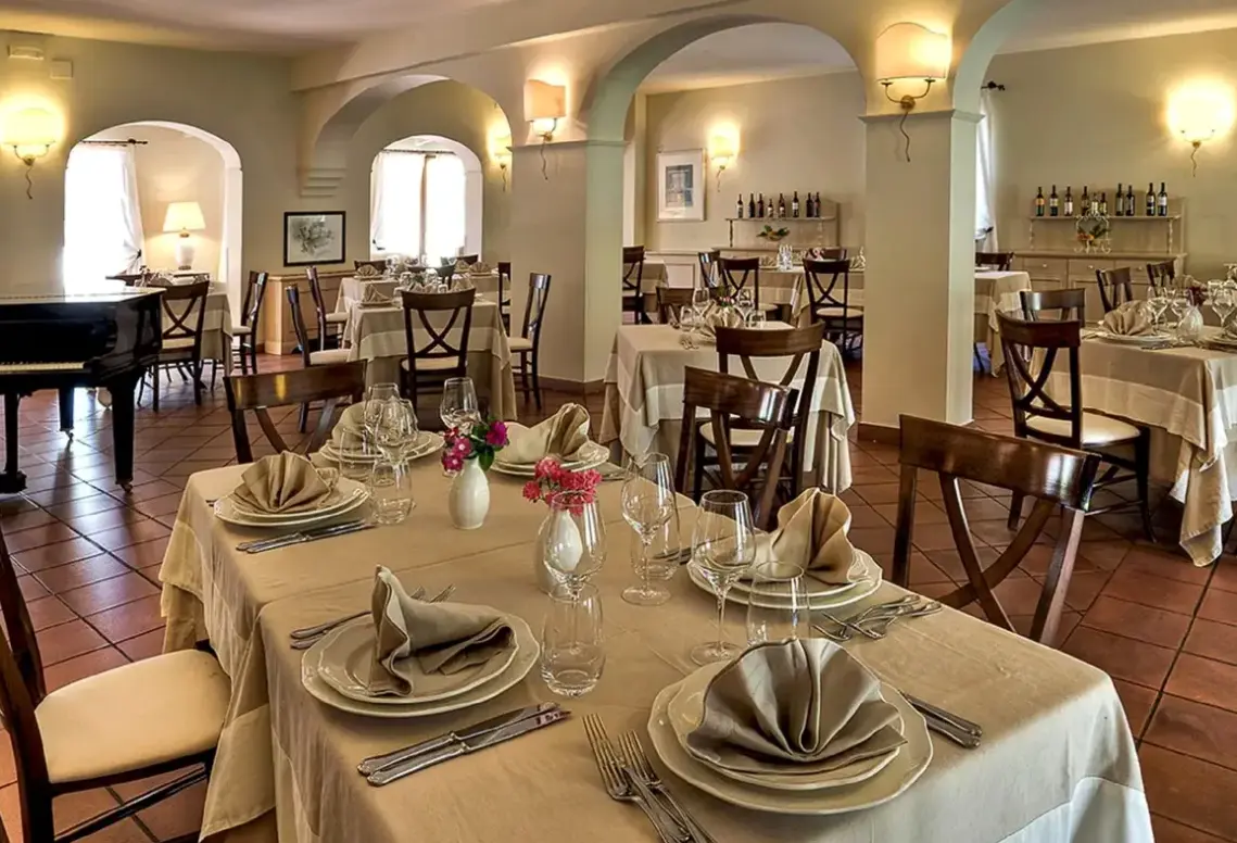 Restauracja i jedzenie w hotelu Casa delle Monache