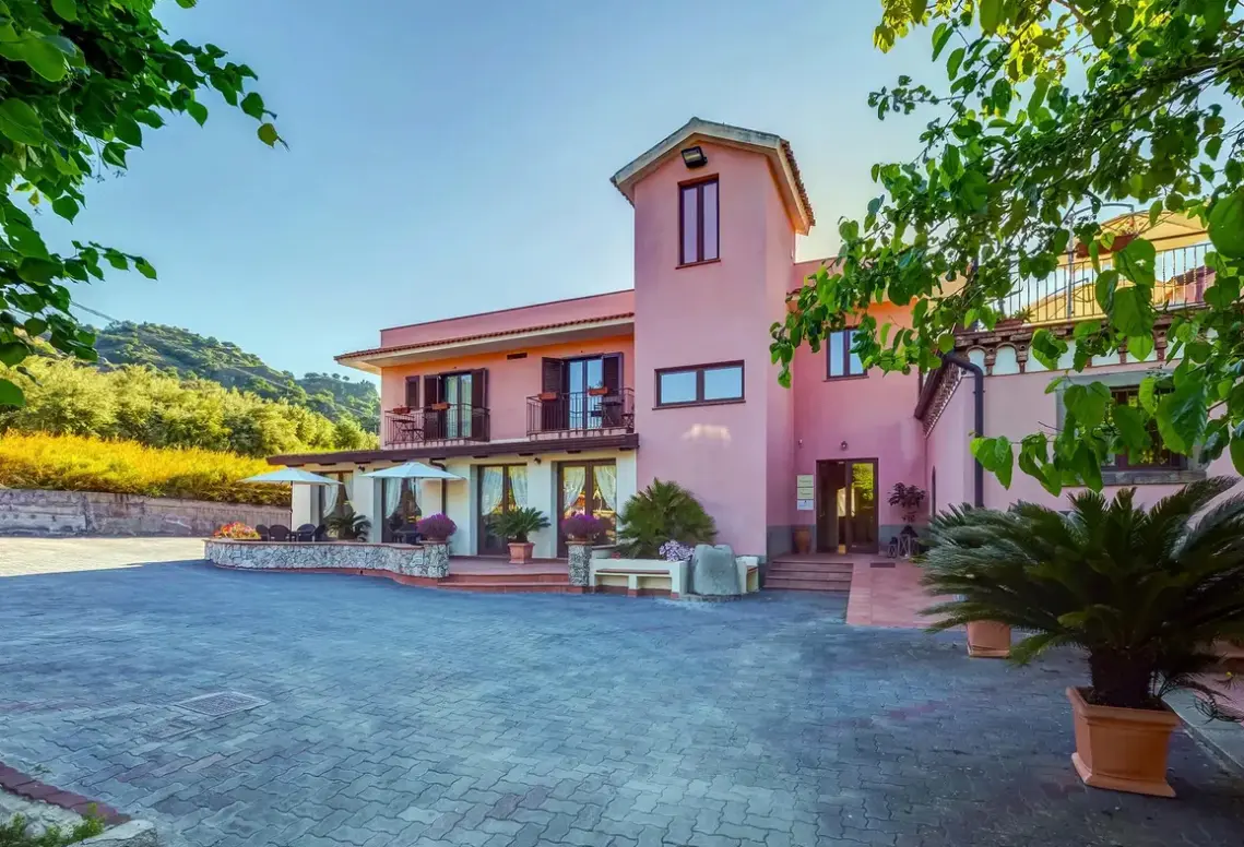Hotel Casa delle Monache w Włochy (Sycylia) - oferta last minute