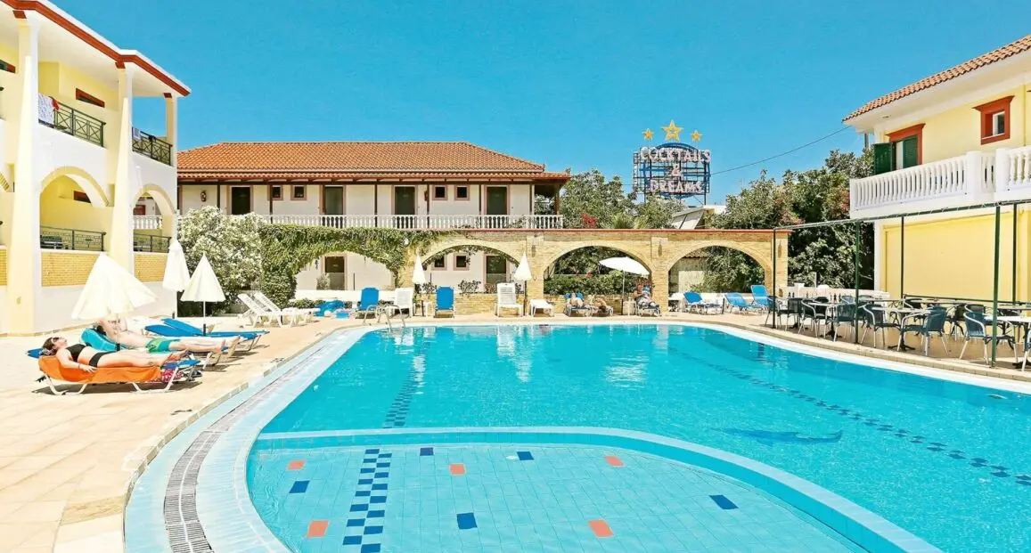 Basen w hotelu Club Zante Plaza (ex. Gioie Di Mare)