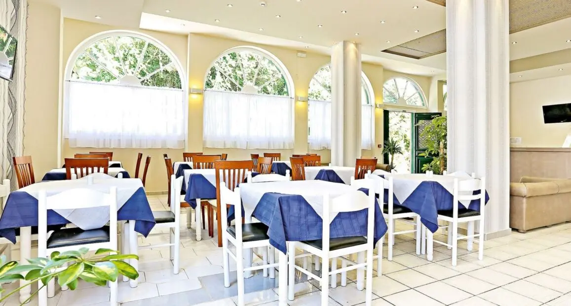 Restauracja i jedzenie w hotelu Club Zante Plaza (ex. Gioie Di Mare)