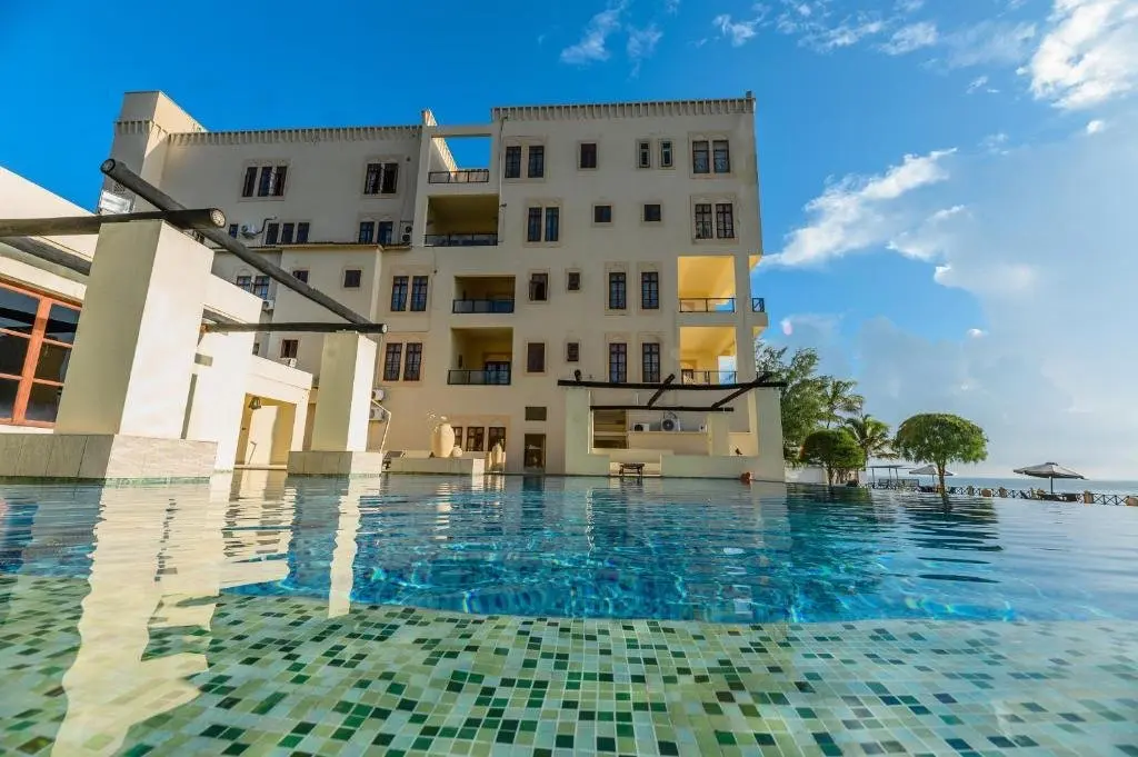 Basen w hotelu Cocoa Boutique Hotel