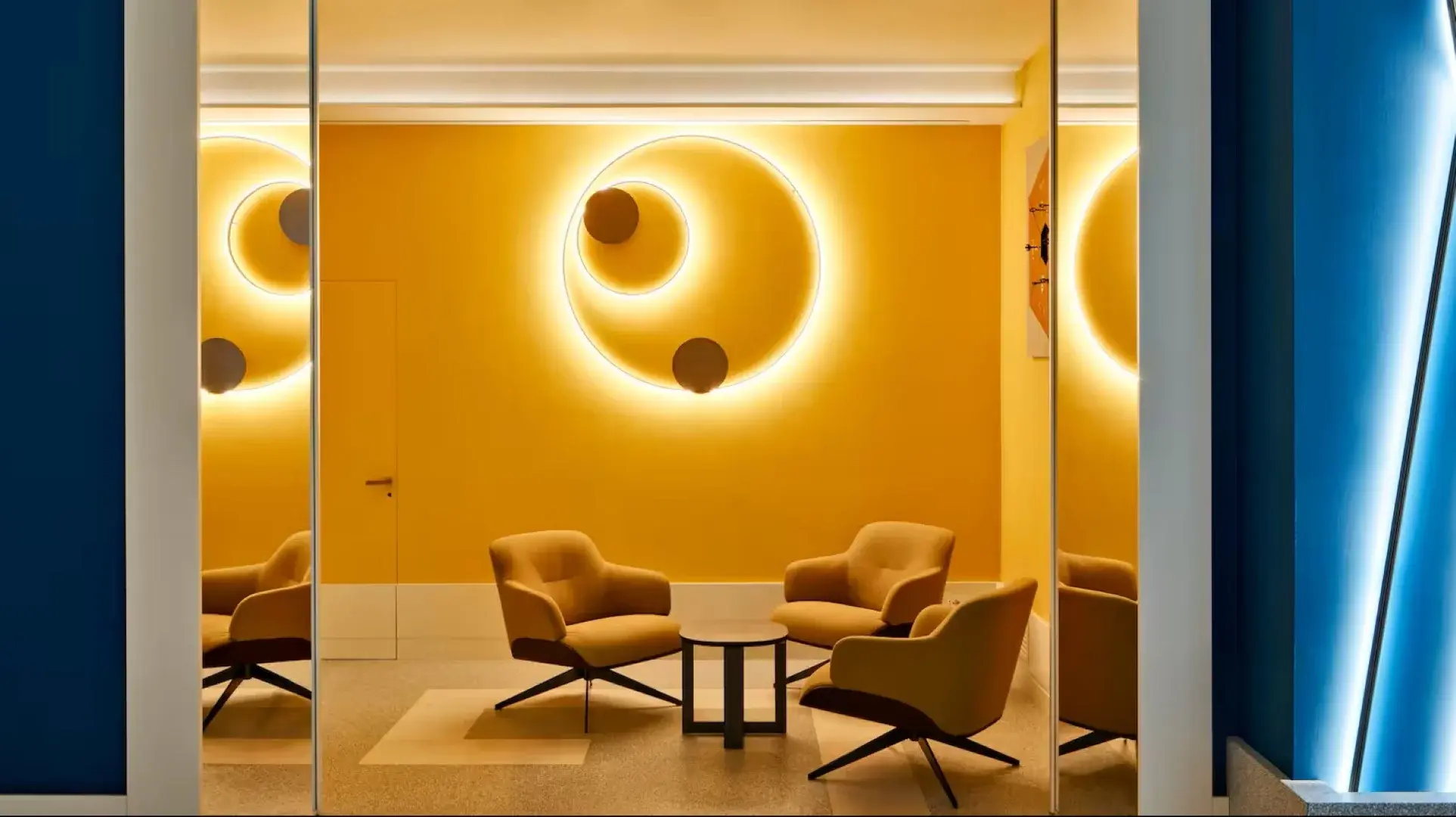 Lobby hotelu De Bonart Naples, Curio Collection by Hilton