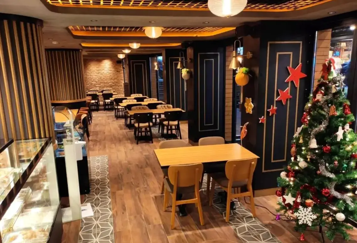 Restauracja i jedzenie w hotelu Delta (Istanbul)