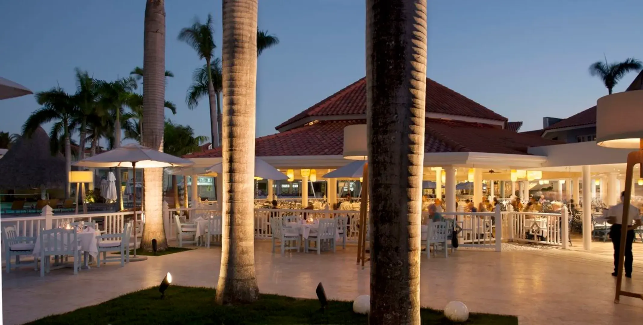 Restauracja i jedzenie w hotelu Gran Ventana Beach Resort