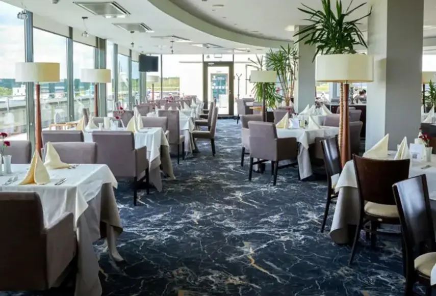 Restauracja i jedzenie w hotelu Grand SPA Lietuva