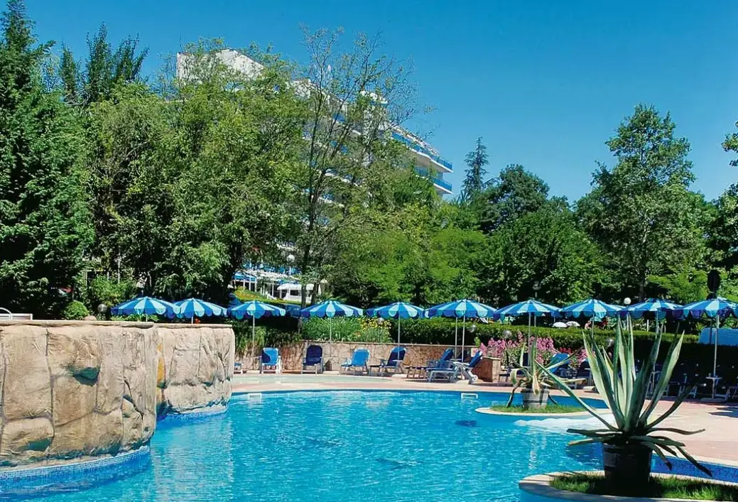 Basen w hotelu Havana Casino SPA (Golden Sands)