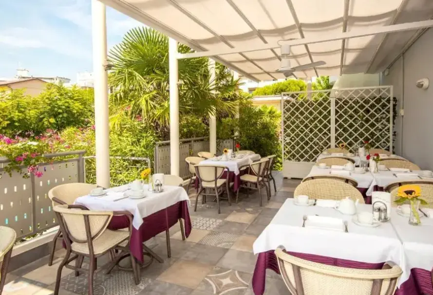 Restauracja i jedzenie w hotelu Heron (Lido di Jesolo)