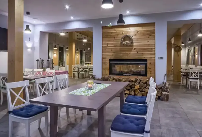 Restauracja i jedzenie w hotelu Hotel Chojnik