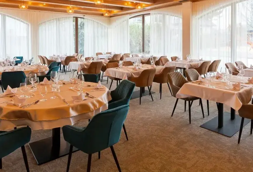 Restauracja i jedzenie w hotelu Hotel Demanova