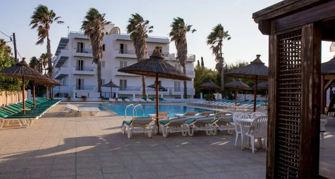 Basen w hotelu Hotel Elga Kardamena