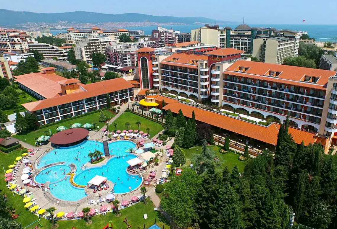Hotel Hrizantema