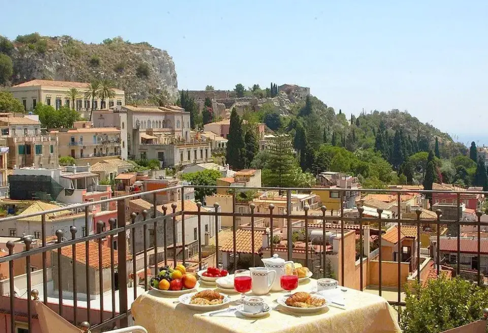 Hotel Isabella (Taormina)