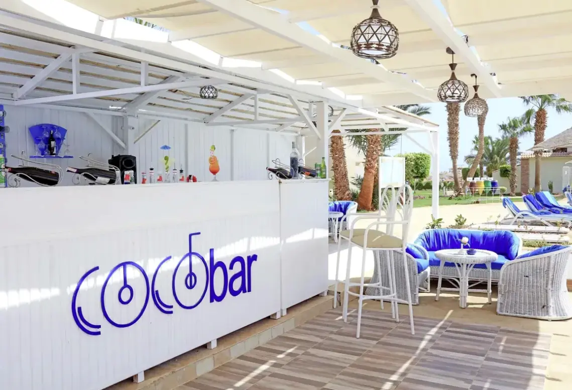 Restauracja i jedzenie w hotelu Jaz Palmariva Beach