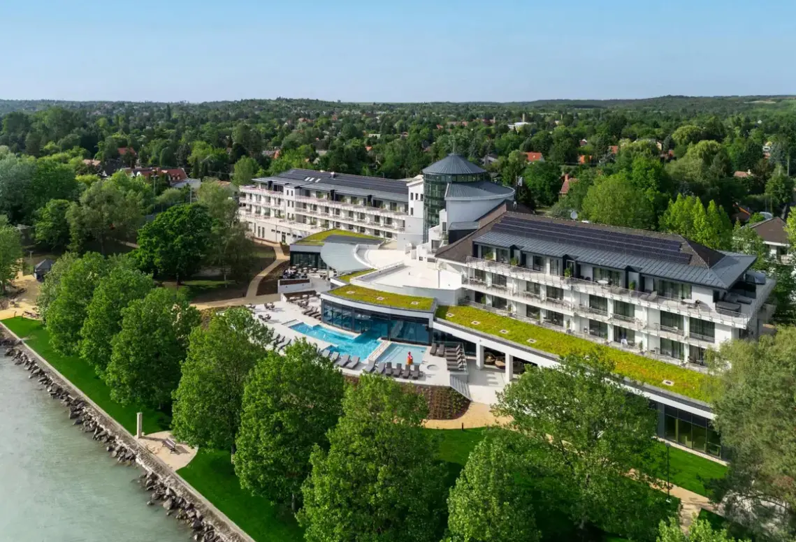 Hotel Kenese Bay Garden Resort & Conference